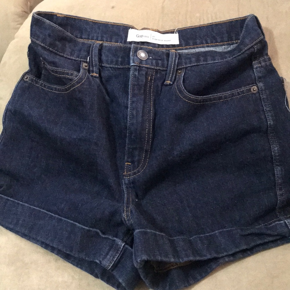 🇺🇸Like new size 27 gap shorts